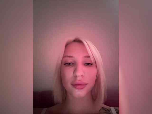 -Alexa-999- webcam