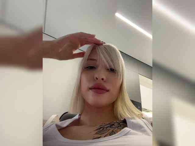 -Alexa-999- webcam