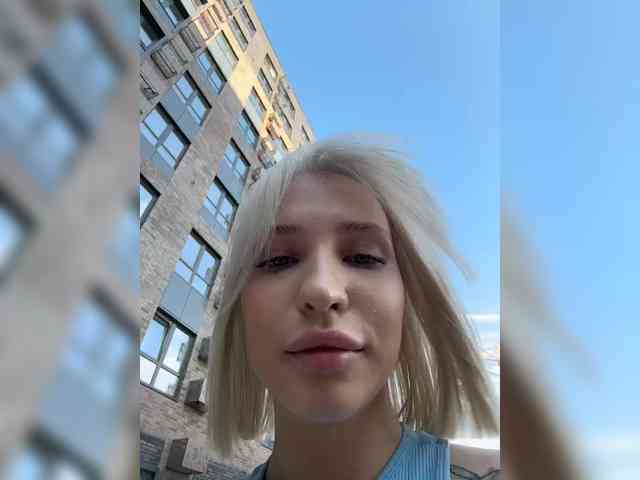 KettyPretty25 Live Webcam on BongaCams
