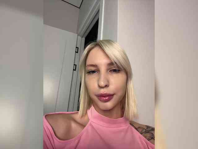 -Alexa-999- webcam