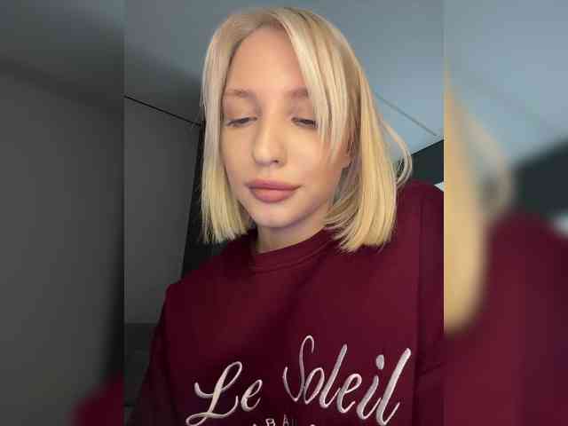 -Alexa-999- webcam