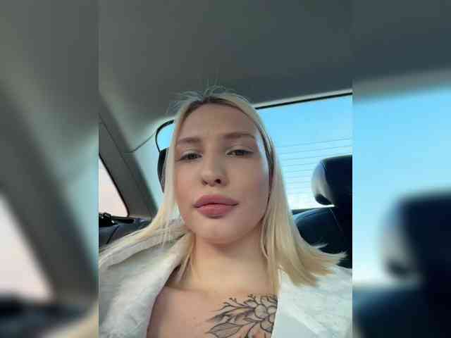 -Alexa-999- webcam