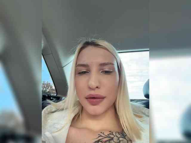 -Alexa-999- webcam
