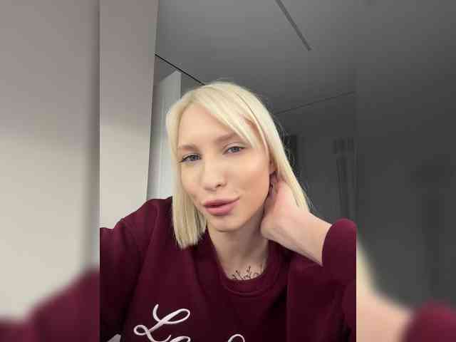 -Alexa-999- webcam