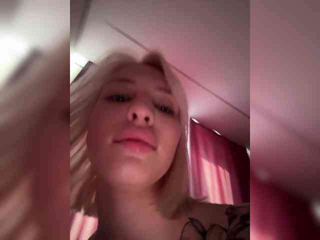 -Alexa-999- webcam