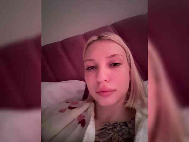 -Alexa-999- webcam