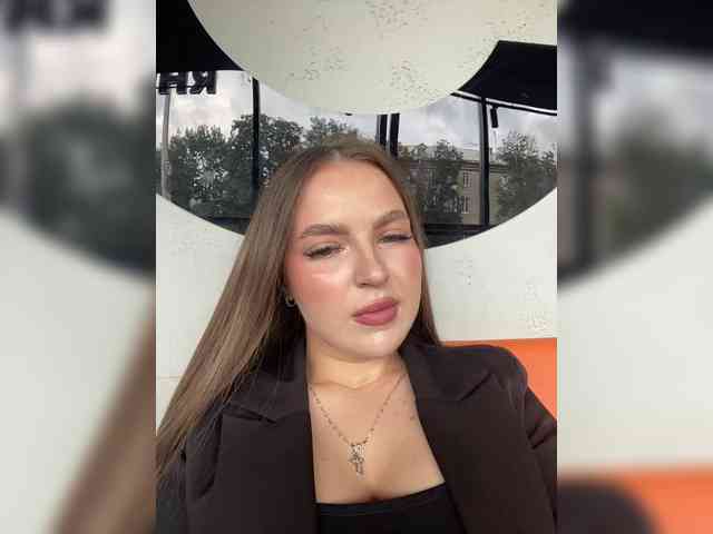 -Alexa-999- webcam