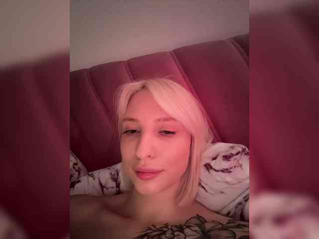 -Alexa-999- webcam