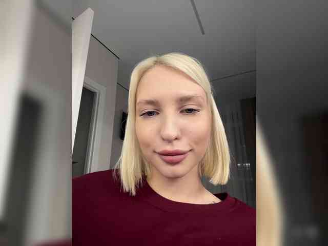 -Alexa-999- webcam