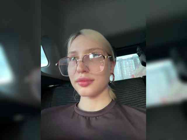 KettyPretty25 Live Webcam on BongaCams