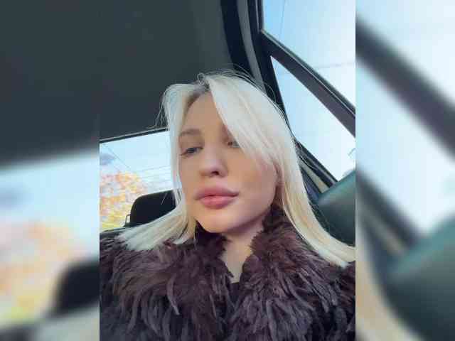 -Alexa-999- webcam