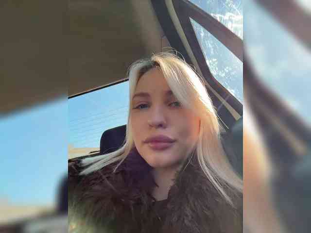 -Alexa-999- webcam