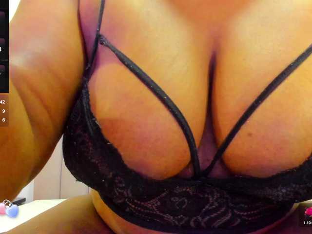  CristineSexy chat room