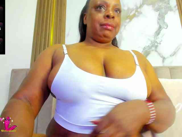 CristineSexy