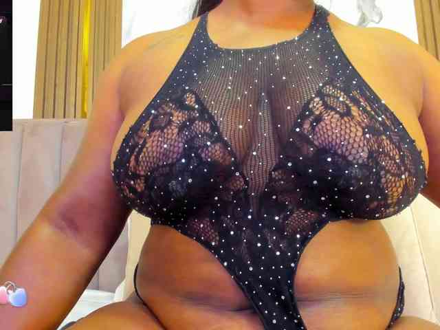 live adult webcam CristineSexy