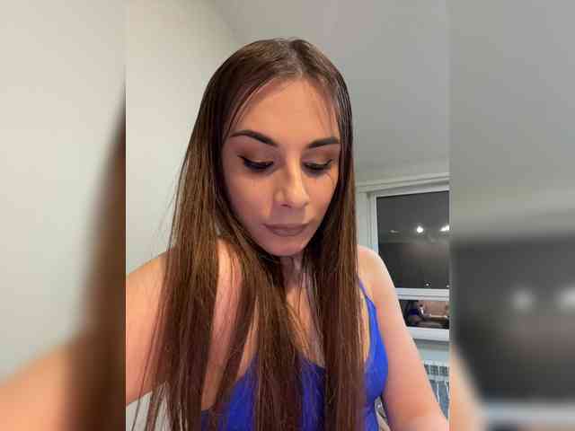 EvgeniyQWE55a Live Webcam on BongaCams
