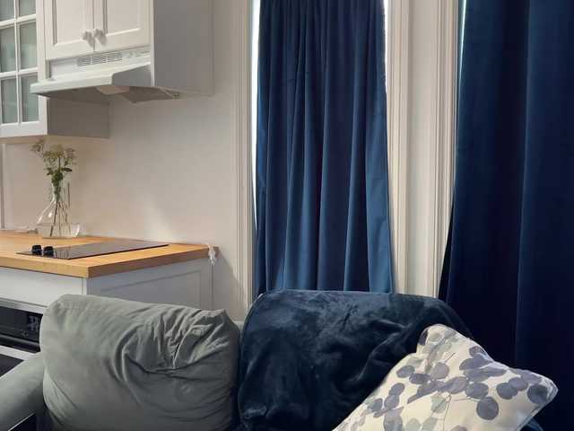 2CP's BongaCams show and profile