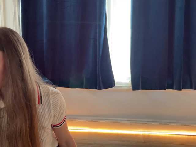 2CP's BongaCams show and profile