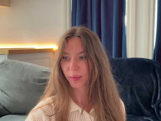 2CP's BongaCams show and profile