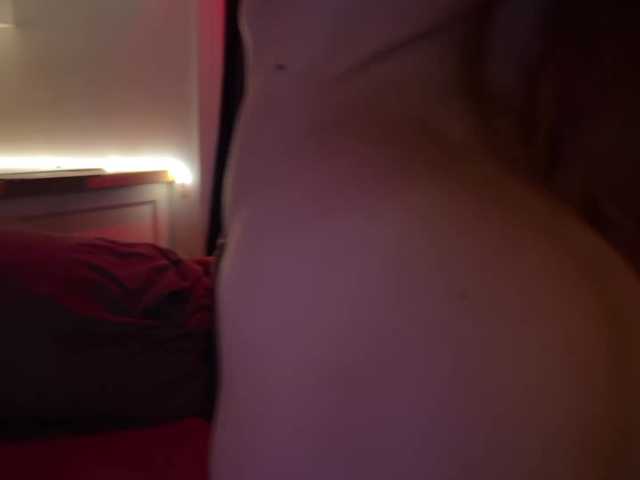 2CP's BongaCams show and profile