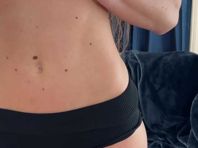 2CP's BongaCams show and profile