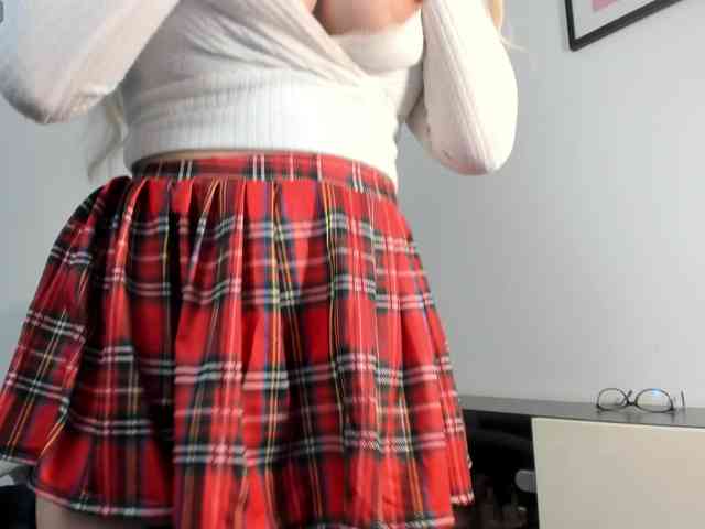 ElissaVibe webcam