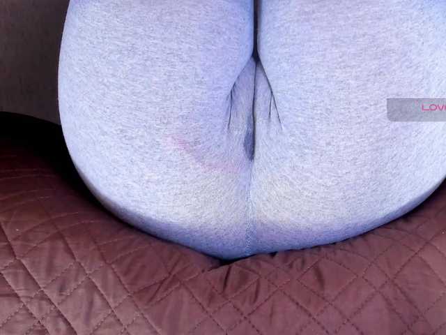 Kira-Kell's BongaCams show and profile