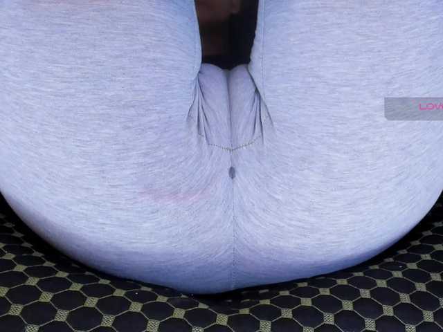 Kira-Kell's BongaCams show and profile