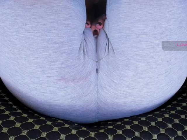 Kira-Kell's BongaCams show and profile