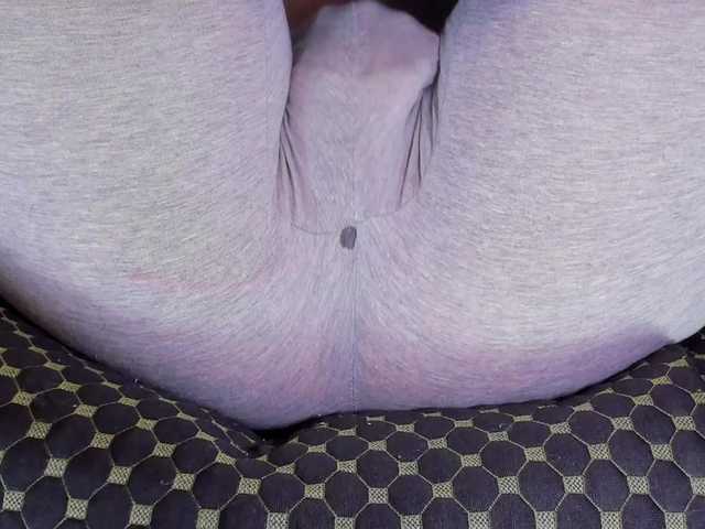 Kira-Kell from BongaCams