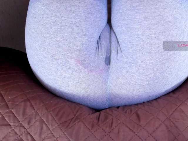 Kira-Kell's BongaCams show and profile