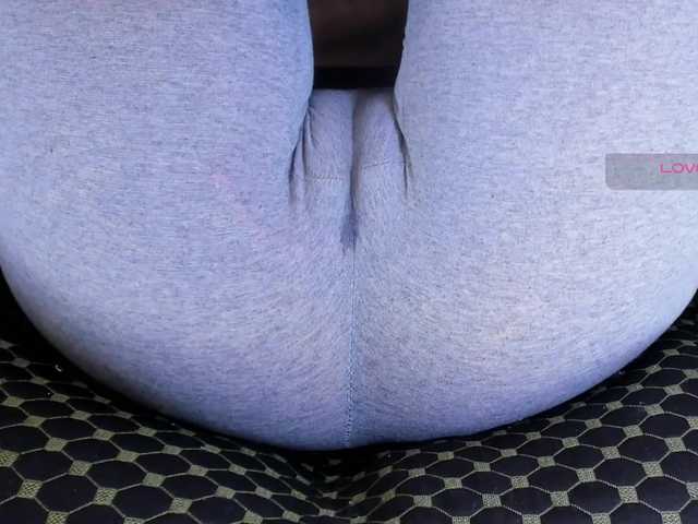 Kira-Kell's BongaCams show and profile