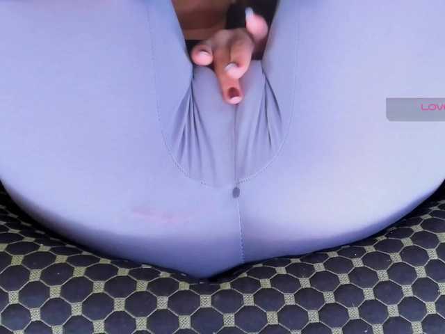 Kira-Kell's BongaCams show and profile