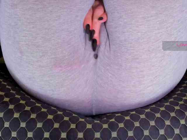 Kira-Kell Live Webcam on BongaCams