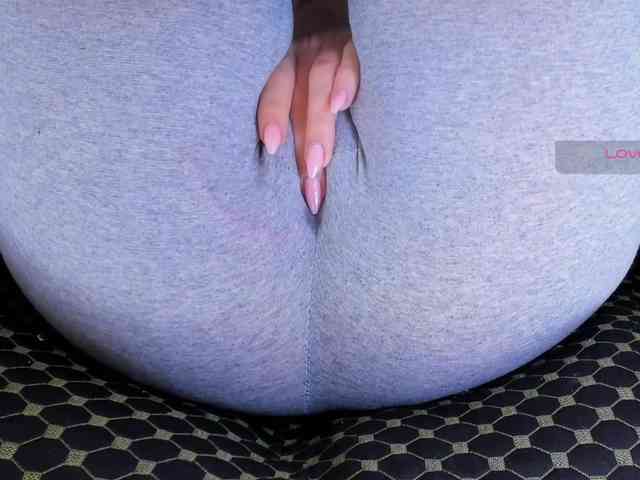 Kira-Kell Live Webcam on BongaCams