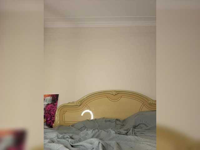 avolood's BongaCams show and profile