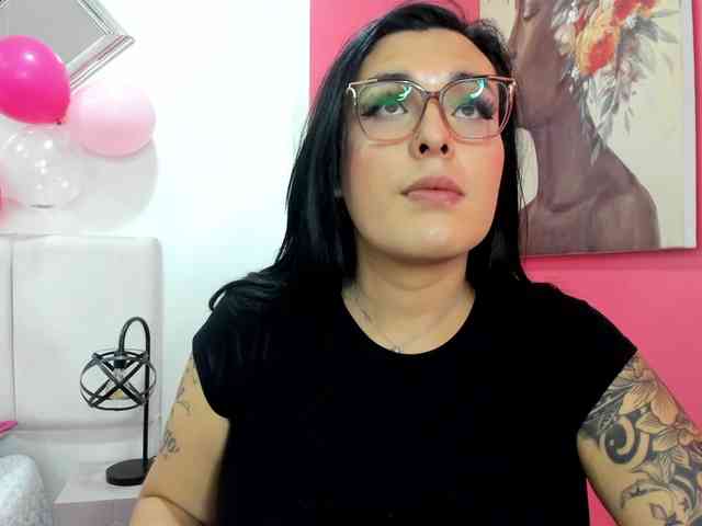 naty-pink Live Webcam on BongaCams
