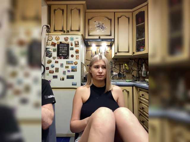 -Breid-1's BongaCams show and profile