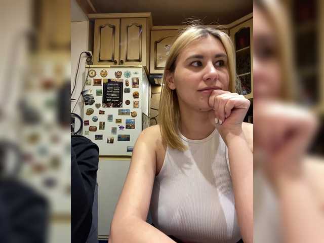 -Breid-1's BongaCams show and profile