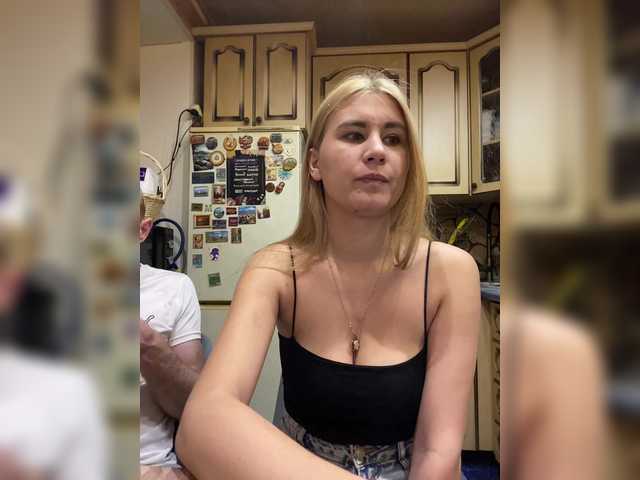 -Breid-1 Live Webcam on BongaCams