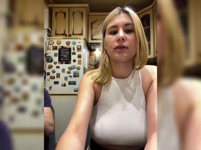 -Breid-1's BongaCams show and profile