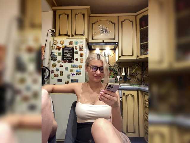 -Breid-1's BongaCams profile