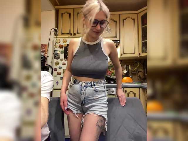 -Breid-1's BongaCams profile