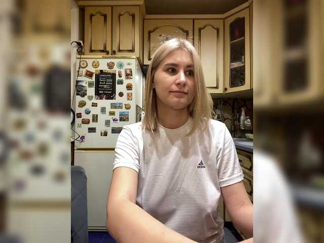 -Breid-1's BongaCams show and profile