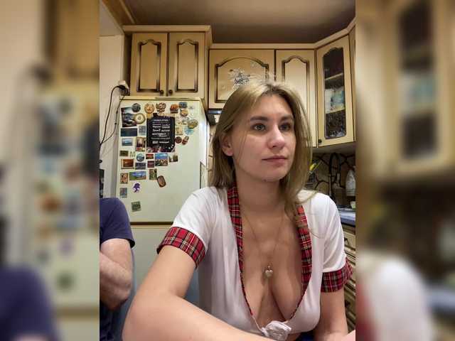 -Breid-1 Live Webcam on BongaCams