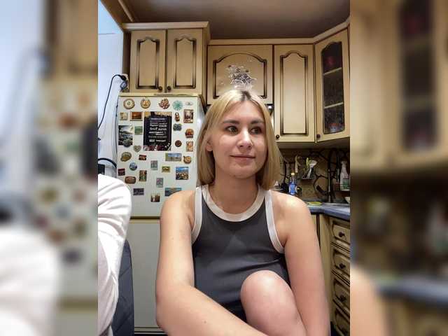 -Breid-1's BongaCams show and profile