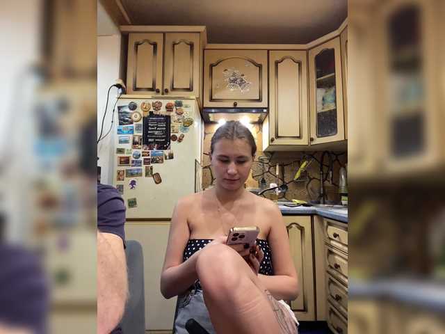 -Breid-1 Live Webcam on BongaCams