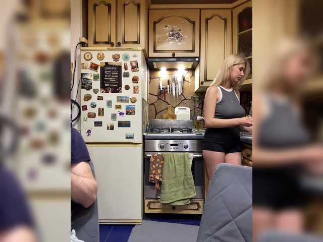 -Breid-1's BongaCams profile