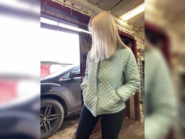 -Breid-1's BongaCams profile