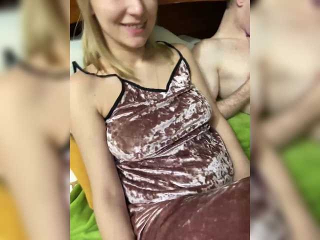 -Breid-1's BongaCams show and profile